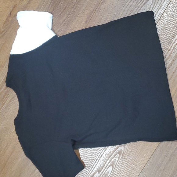 DISNEY Mickey Mouse tshirt.      #3883 - Picture 6 of 7